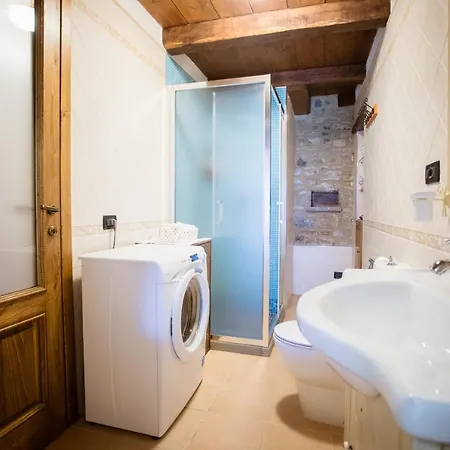 Villa Vivi Luxury Country House Comano (Tuscany)
